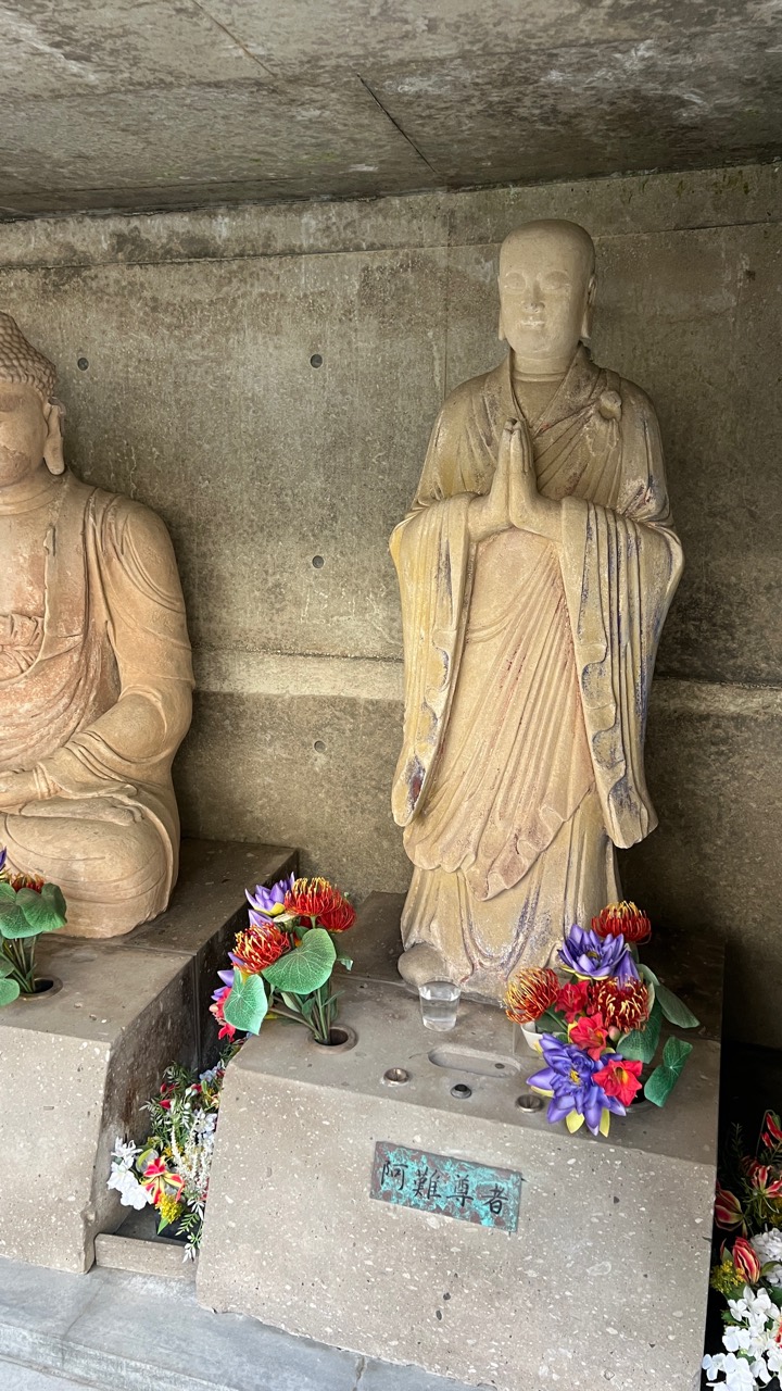 頭大仏殿石佛