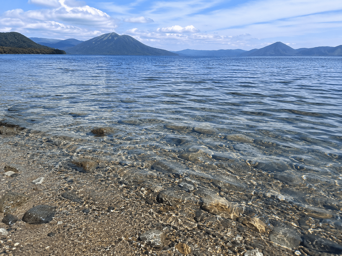 支笏湖湖畔風景