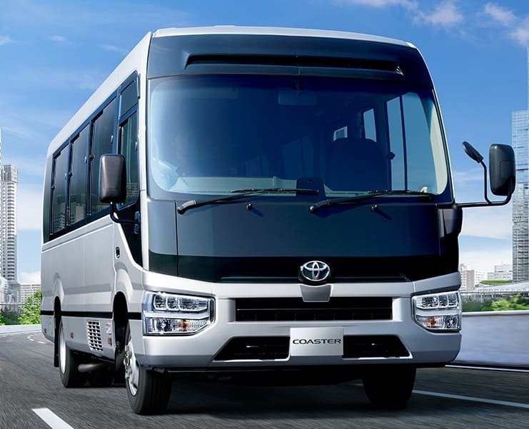 Toyota Coaster 中型巴士外觀